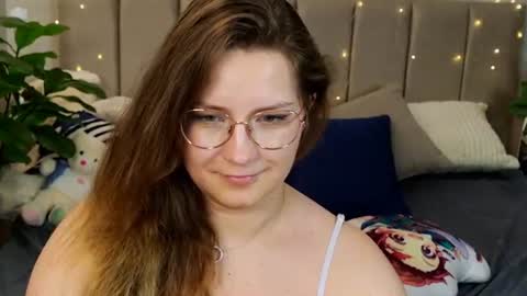 briarwynn online show from August 10, 3:52 am