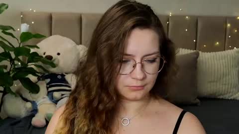 briarwynn online show from August 11, 12:45 am