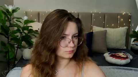 briarwynn online show from August 11, 5:09 am