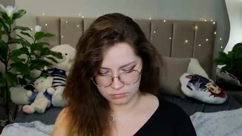briarwynn online show from August 12, 7:27 pm