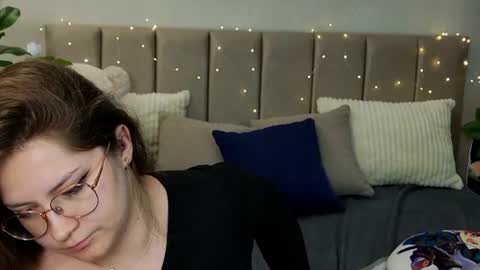 briarwynn online show from August 13, 3:20 am