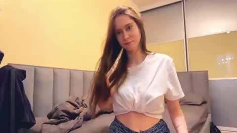 Jade online show from February 28, 3:21 pm