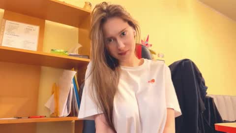 Jade online show from February 28, 8:50 pm