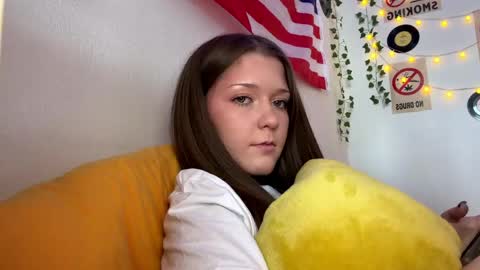 bridgettmajchrzak online show from May 5, 2:57 am