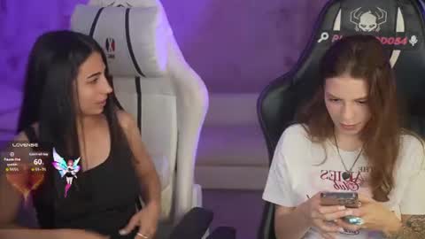 Diamonds Girls online show from August 14, 3:32 am