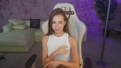 Diamonds Girls online show from August 15, 11:03 am