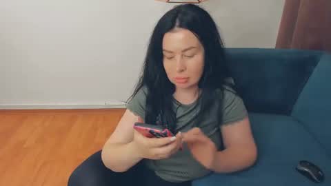 brilliantegirl_ online show from August 14, 11:03 am