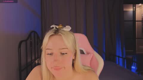 brilliantmichelle online show from February 27, 6:49 pm