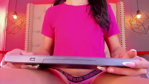 brillytdoll online show from August 2, 4:19 am