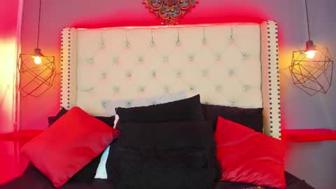 brillytdoll online show from August 4, 12:29 am