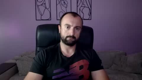 brindlefly69 online show from July 15, 10:27 am