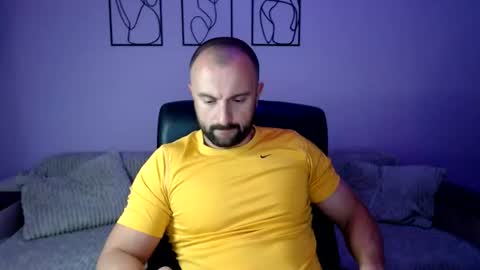 brindlefly69 online show from July 23, 11:34 am