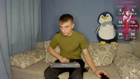 bristlebback online show from August 13, 7:28 pm