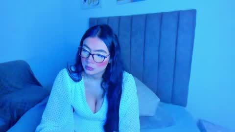 B R I T A N N Y online show from August 4, 3:09 pm