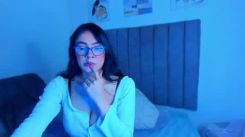 B R I T A N N Y online show from August 7, 3:34 pm
