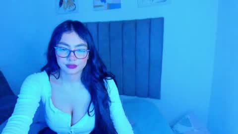 B R I T A N N Y online show from August 10, 6:42 pm