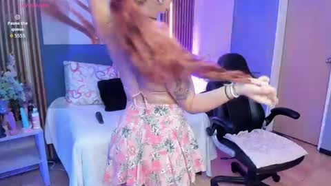 britanny_x_oliver online show from July 6, 8:45 pm