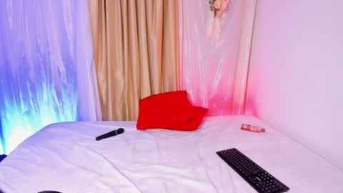 britanny_x_oliver online show from July 8, 10:14 pm