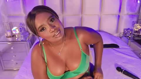 britanymooree online show from August 2, 5:53 pm