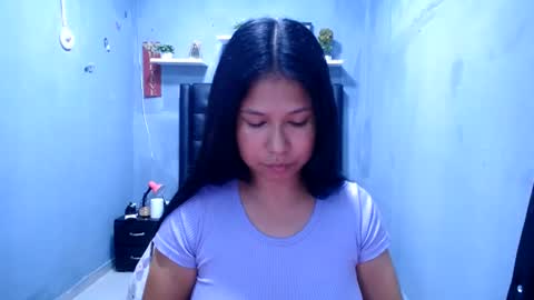 britanyx1 online show from August 6, 1:43 pm