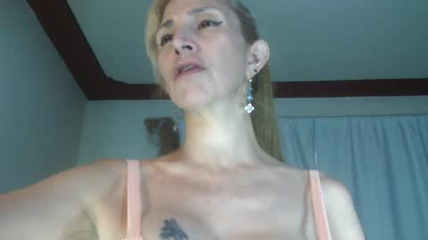 brithany hunt online show from July 19, 7:16 pm