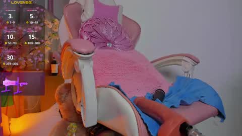 brithanyparker_ online show from July 25, 11:03 am