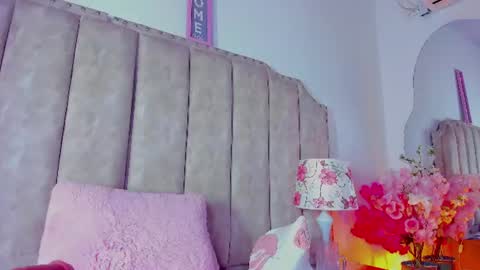 brithanyparker_ online show from August 1, 9:48 am