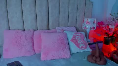 brithanyparker_ online show from August 5, 4:32 am