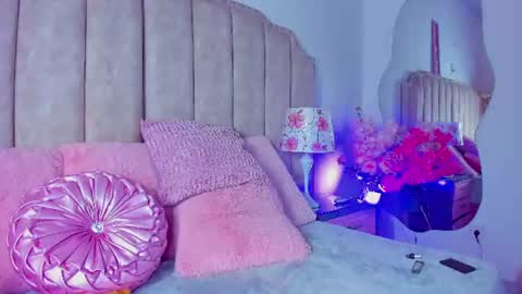 brithanyparker_ online show from August 15, 6:06 am