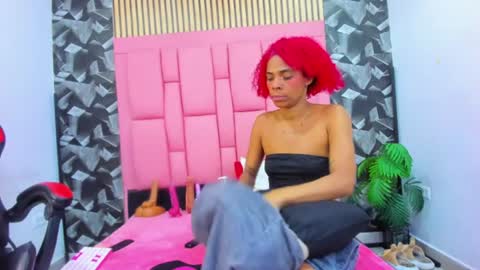 brithanyslim online show from August 11, 7:38 pm