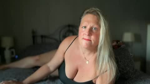 British Bella online show from August 14, 5:11 am