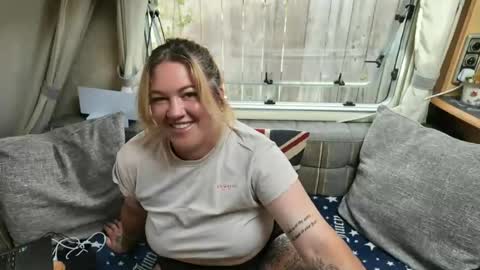 british_rosie online show from July 10, 8:31 am