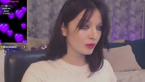 britneybarker online show from August 10, 7:04 pm