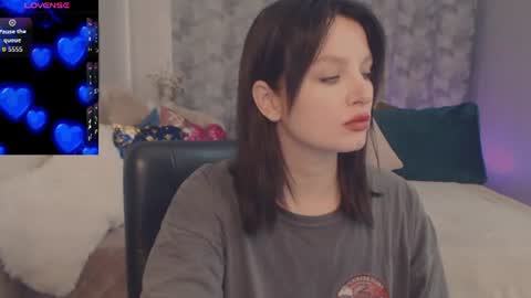 britneybarker online show from August 12, 6:38 am