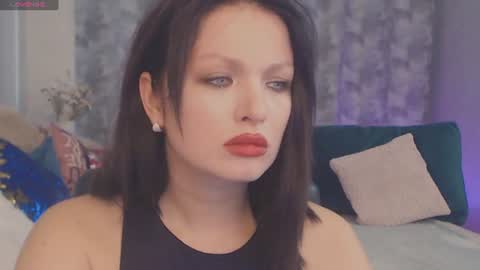 britneybarker online show from August 13, 11:02 am
