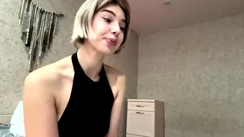 Nova online show from August 15, 1:59 pm