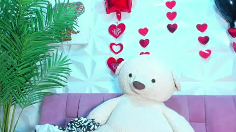 BRIYIT     online show from March 28, 5:03 am