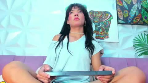 BRIYIT     online show from June 9, 3:07 pm