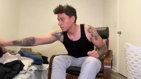 brockleereynolds online show from August 26, 2:46 pm