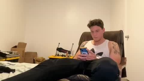 brockleereynolds online show from August 29, 11:59 pm