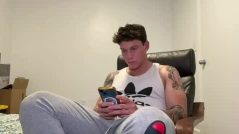 brockleereynolds online show from September 6, 3:01 am
