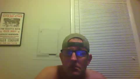 brodyb545755 online show from May 10, 3:42 am