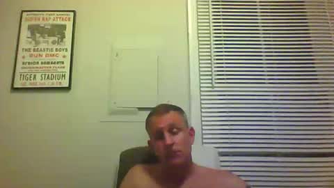 brodyb545755 online show from May 19, 9:10 am