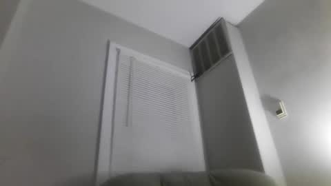 brodyb545755 online show from June 11, 1:34 am