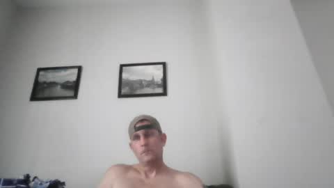 brodyb545755 online show from June 22, 4:29 pm