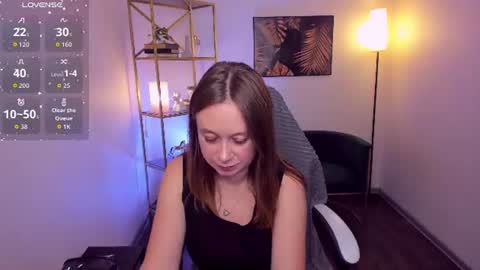 Lady Brooke online show from August 14, 6:00 pm