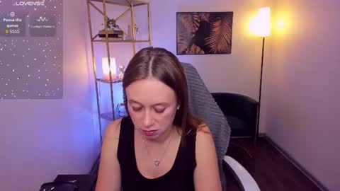 Lady Brooke online show from August 14, 9:51 pm