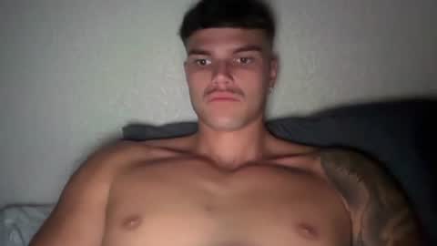 BrooklynTay online show from June 25, 7:33 am
