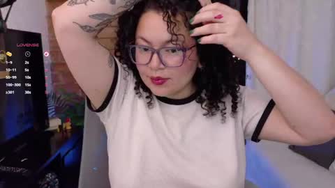 Miss online show from August 8, 2:22 am