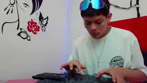 bros2026 online show from May 2, 6:12 pm